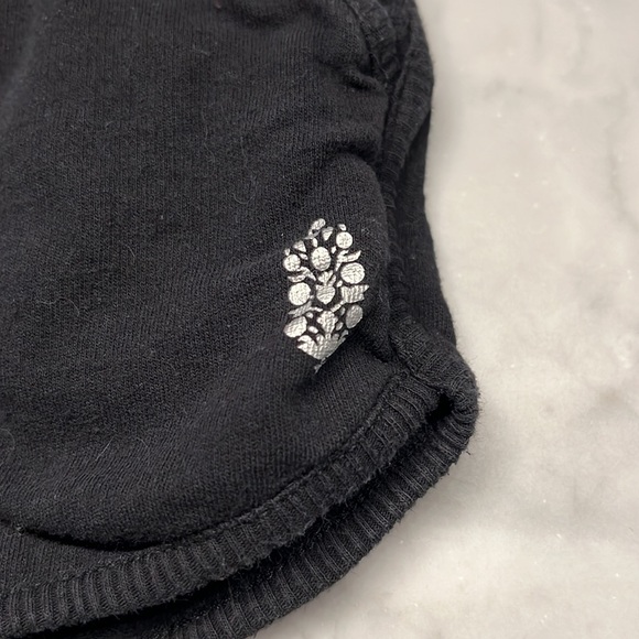 Free People Get Set sweatpant shorts. Black. Small. - Picture 2 of 5